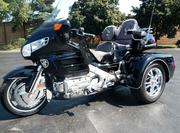 WONDERFUL 2004 HONDA GOLDWING GL 1800 BLACK DFT TRIKE KIT