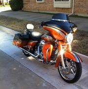  Harley-Davidson STREET GLIDE - LIMITED EDITION- FLHXSE2 CVO YEAR 2011