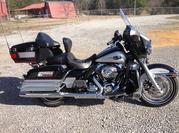 2010 Harley-Davidson Touring.Has 17, 433 miles on it.