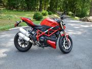2012 - Ducati Superbike Streetfighter 848